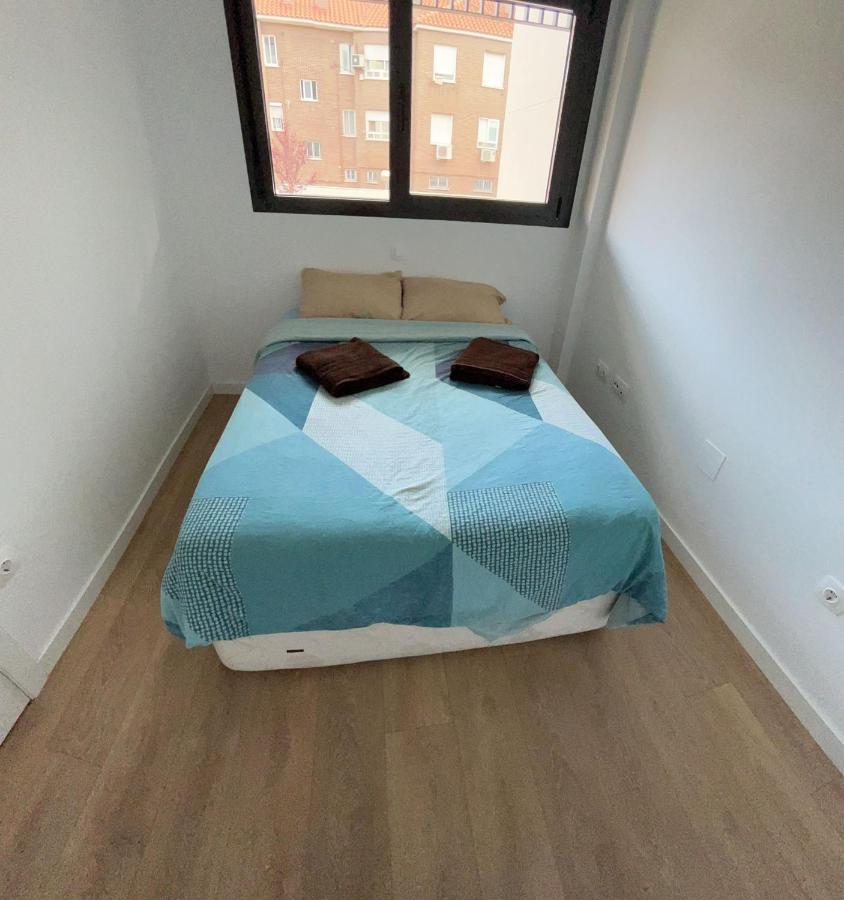 Mars Suites Porras Madrid Ngoại thất bức ảnh